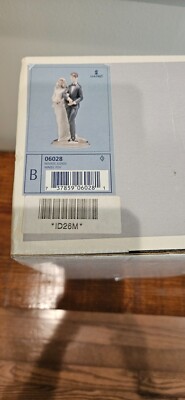 LLADRO 6028 Mazel Tov in Perfect Condition. Original box