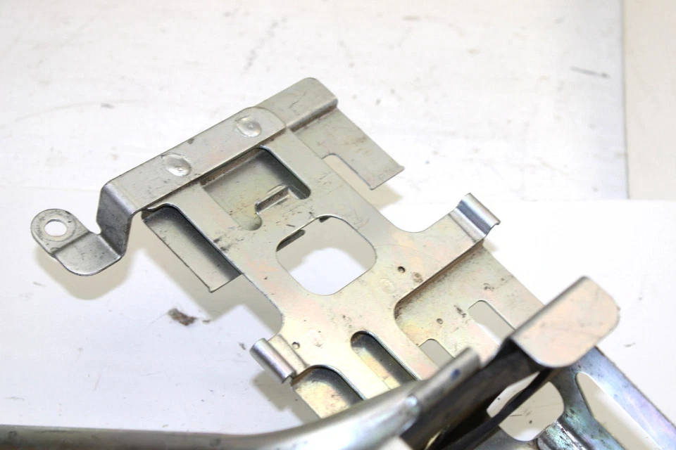 2007 Yamaha Phazer Fx оригинальный аккумулятор кронштейн 8GK-2199G-01-00 SY108 - Изображение 2 из 4