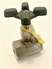 Apollo Valves 60B70101 Globe Valve, 1/4 In., 316SS, FNPT, 100 Deg F, 10,000PSI