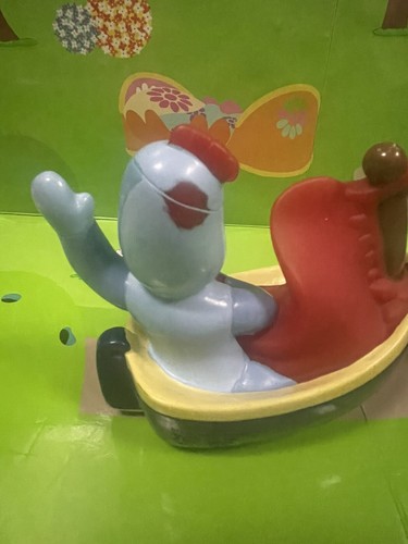 In The Night Garden Iggle Piggle Roll Along Boat & Bath Squirt Toy 2007 Ragdoll - Picture 10 of 24