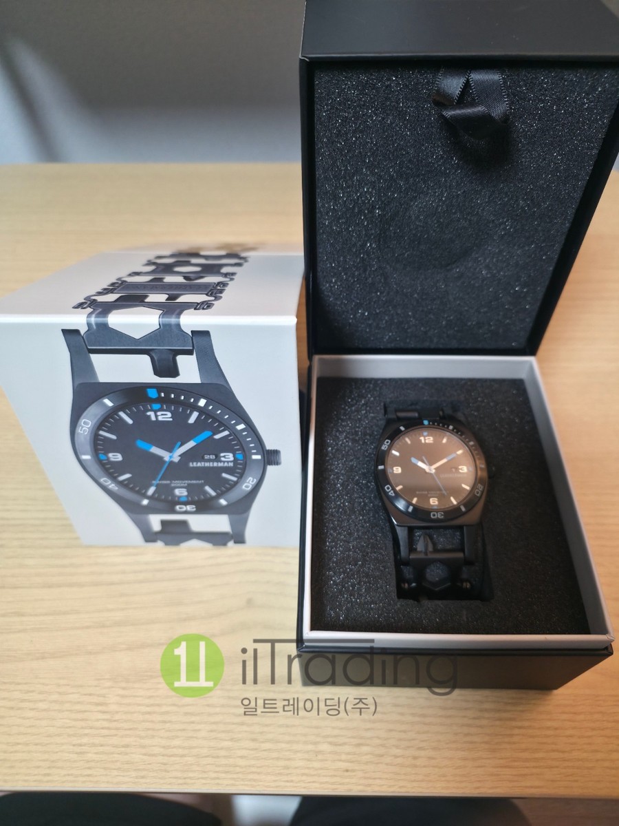 Leatherman Tread Tempo Black Stainless Steel Tool Watch Rare Model