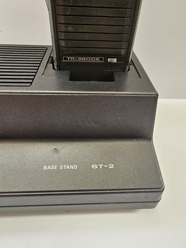 Kenwood TR 2600A, NADAJNIK-ODBIORNIK FM 144 MHz ze stacją ładującą, samochodem i standardem... - Zdjęcie 13 z 17