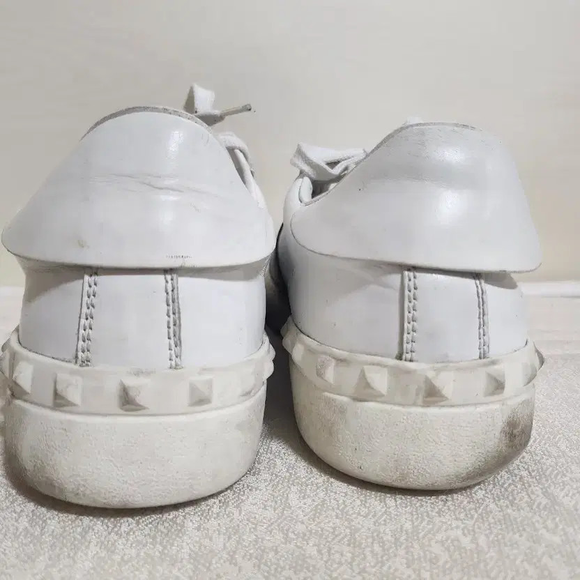 Valentino Rockstud Garavani Sneakers 270 Men Shoes