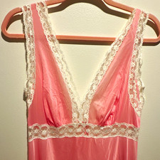Vintage Vanity Fair Pink Tricot Nylon Full Slip w/ Lace Trim, Size 36 Regular