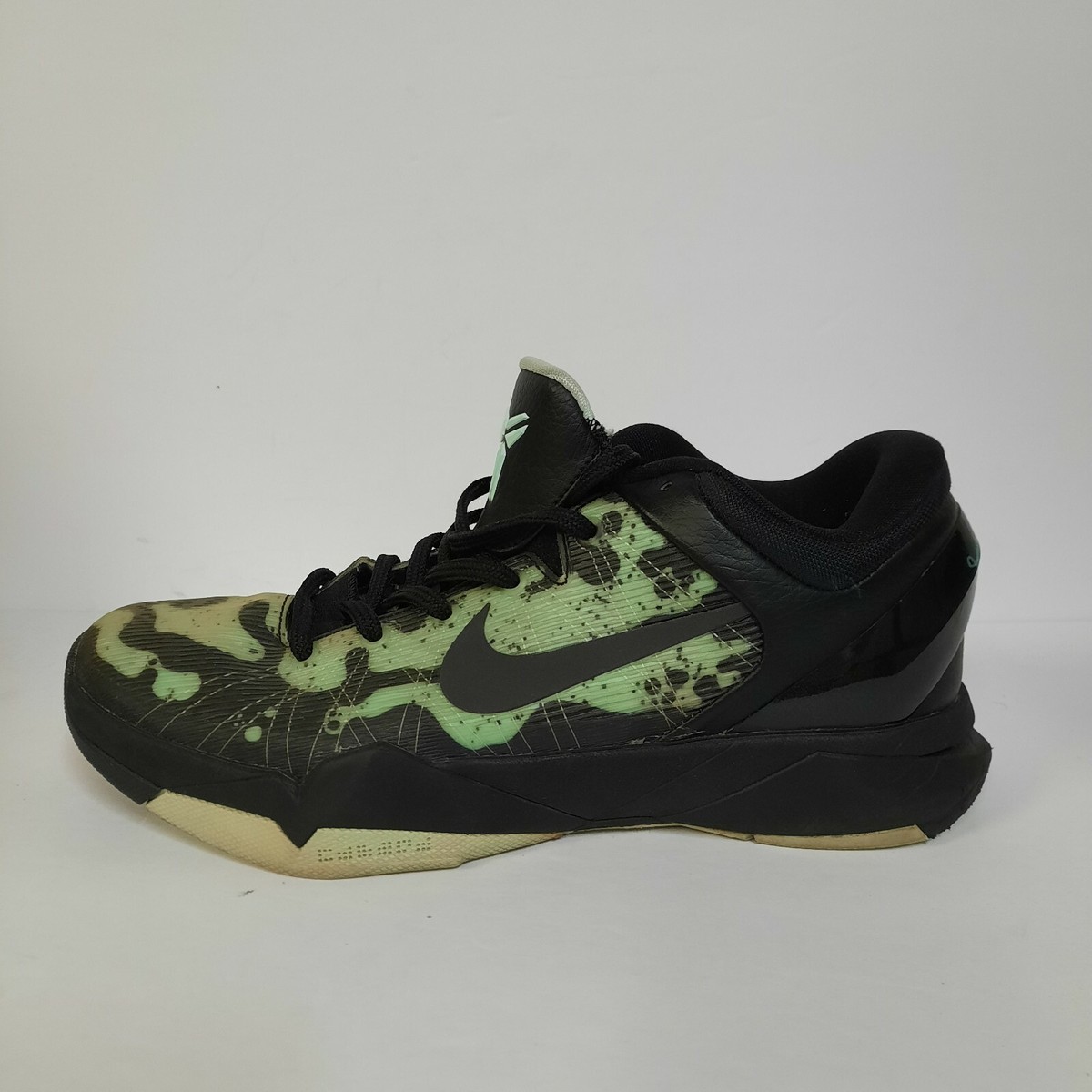 Nike Kobe シューズ ブラック/ライムグリーン NIKE ZOOM KOBE 7 SYSTEM POISON DART FROG MENS 8 SNEAKERS SHOES
