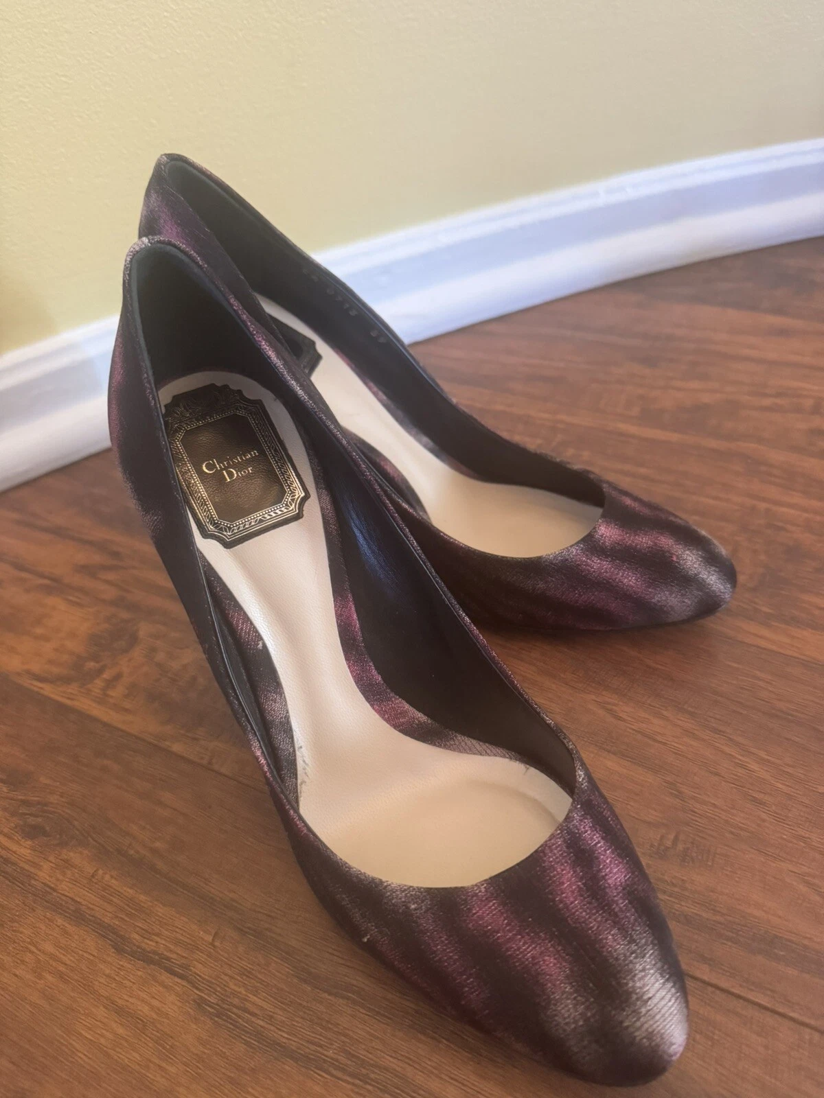 Chaussures femme Christian Dior. Taille 39. Multicolore.