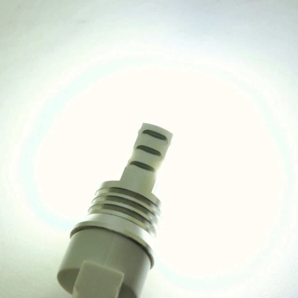 AllaLighting 3157 retroceso reversa, señal de giro, freno, marcador lateral bombilla blanca Foto 2 de 4