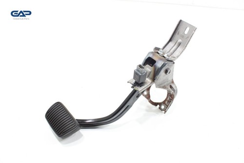 2016 - 2021 HYUNDAI TUCSON BRAKE STOP PEDAL OEM - Picture 2 of 7