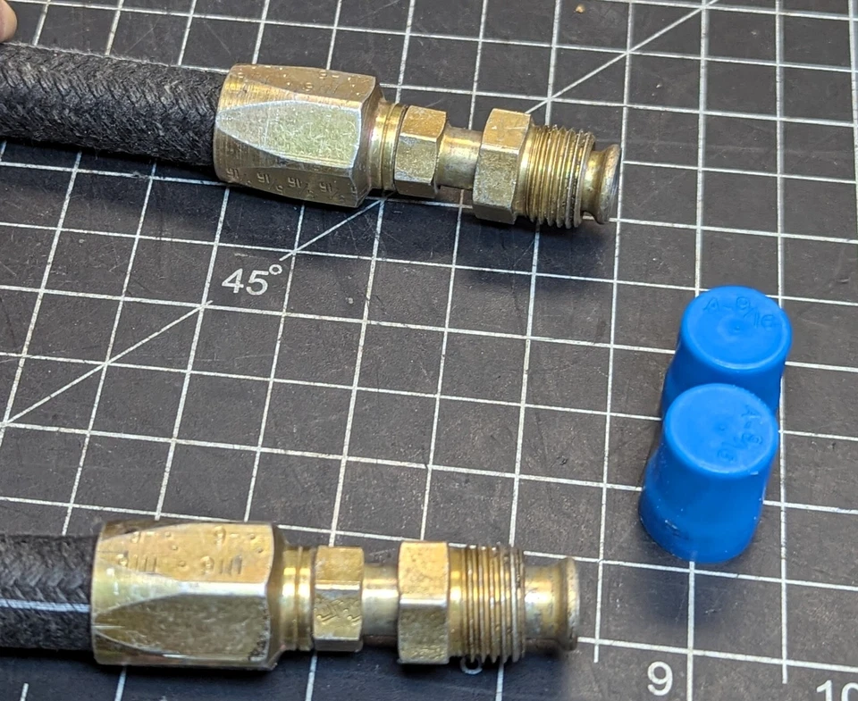 18” 6AN J1402A Air Brake Hose W/ 5/16” Swivel Male Inverted Flare Fittings [A1BB - Image 2 of 4