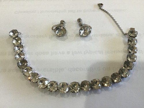 1942-45 Eisenberg Headlight Tennis Bracelet Style Safety Chain Screw Back Earrin - Picture 12 of 12