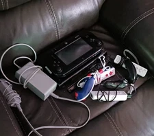 Nintendo Black Wii U Mario Kart 8 Deluxe 32GB || Read Description please!