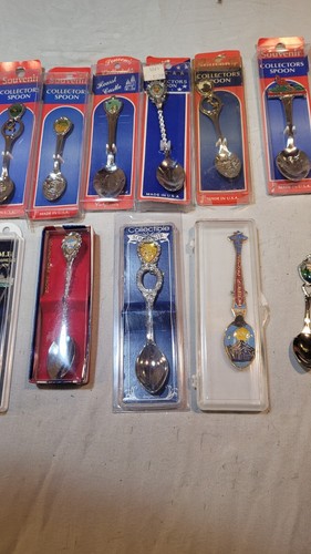Vintage Lot of 16 Collector Souvenir Spoons Boxed USA Other - Picture 4 of 22