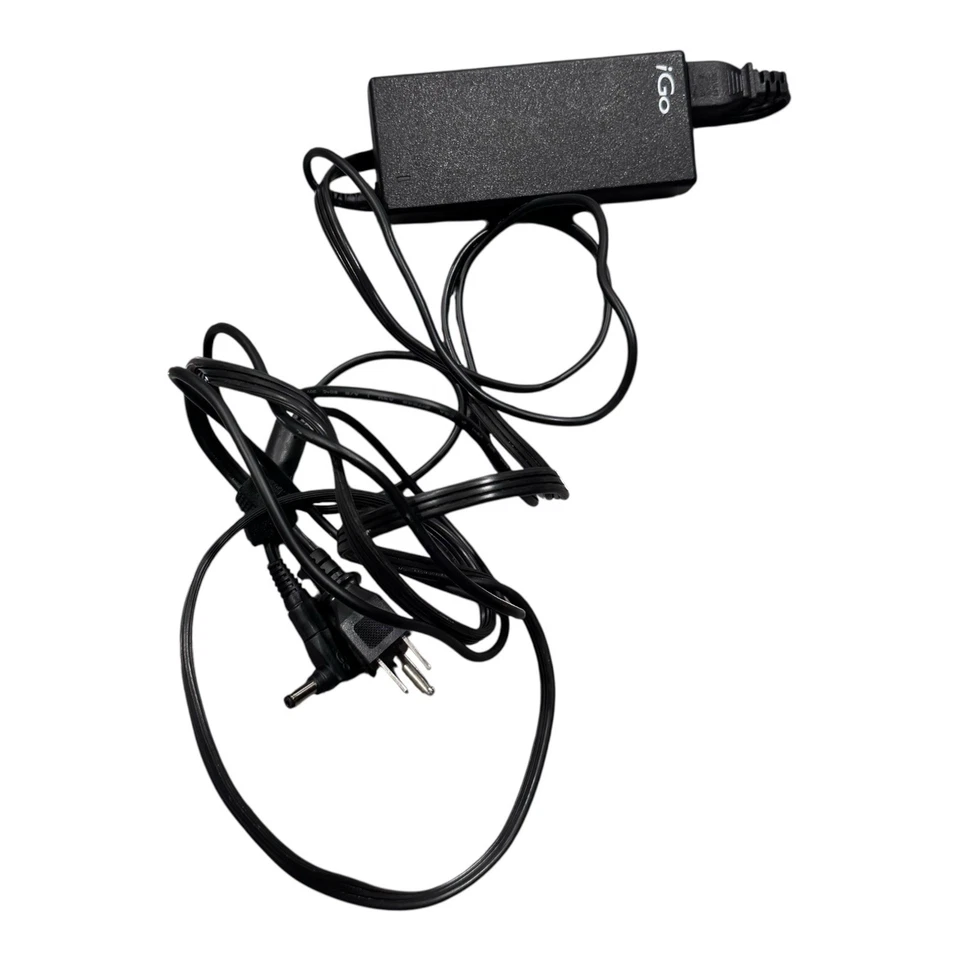 iGo AC Power Adapter 19.5V 90W 6630137-0100 Black - Tested - Image 2 of 4