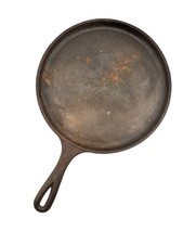 Vintage Lodge 90G Cast Iron Flat Griddle Skillet 10 1/2” Made In USA