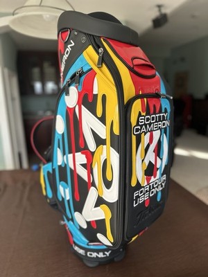 Sac Sur Support Scotty Cameron '23 Festival Circle T Dancing Wasabi Warrior Pathfinder Stand Bag Sac Sur Support Scotty Cameron '23 Festival Circle T Dancing Wasabi Warrior Pathfinder Stand Bag