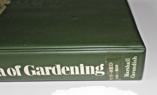 Marshall Cavendish Encyclopedia Of Gardening Magazines Volumes 2,3,4,7 and 8 - Foto 18 di 24
