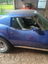 2 Corvettes The Blue One Is A 1977 Model Clean Title 2000 Worth Of Parts... 2 Corvettes The Blue One Is A 1977 Model Clean Title 2000 Worth Of Parts...