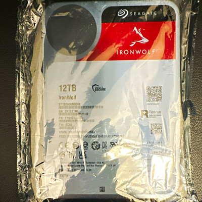 Seagate IronWolf 12TB 3.5'' SATA Internal HDD 7200RPM 256MB ST12000VN0008