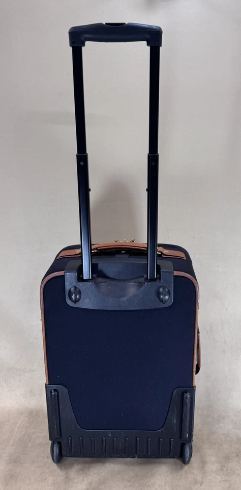 Maleta de mano vintage Lands' End con ruedas de 21" de lona con adornos de cuero Foto 4 de 4