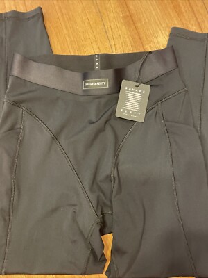 Savage Fenty: Sky-Hi Super High Waist Pocket Legging Caviar XL