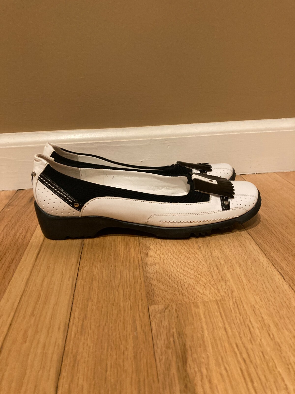 Womens Linea Stretch By Walter Genuin White/Black Golf Shoes Size 6 eBay