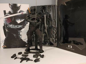 hot toys snake eyes