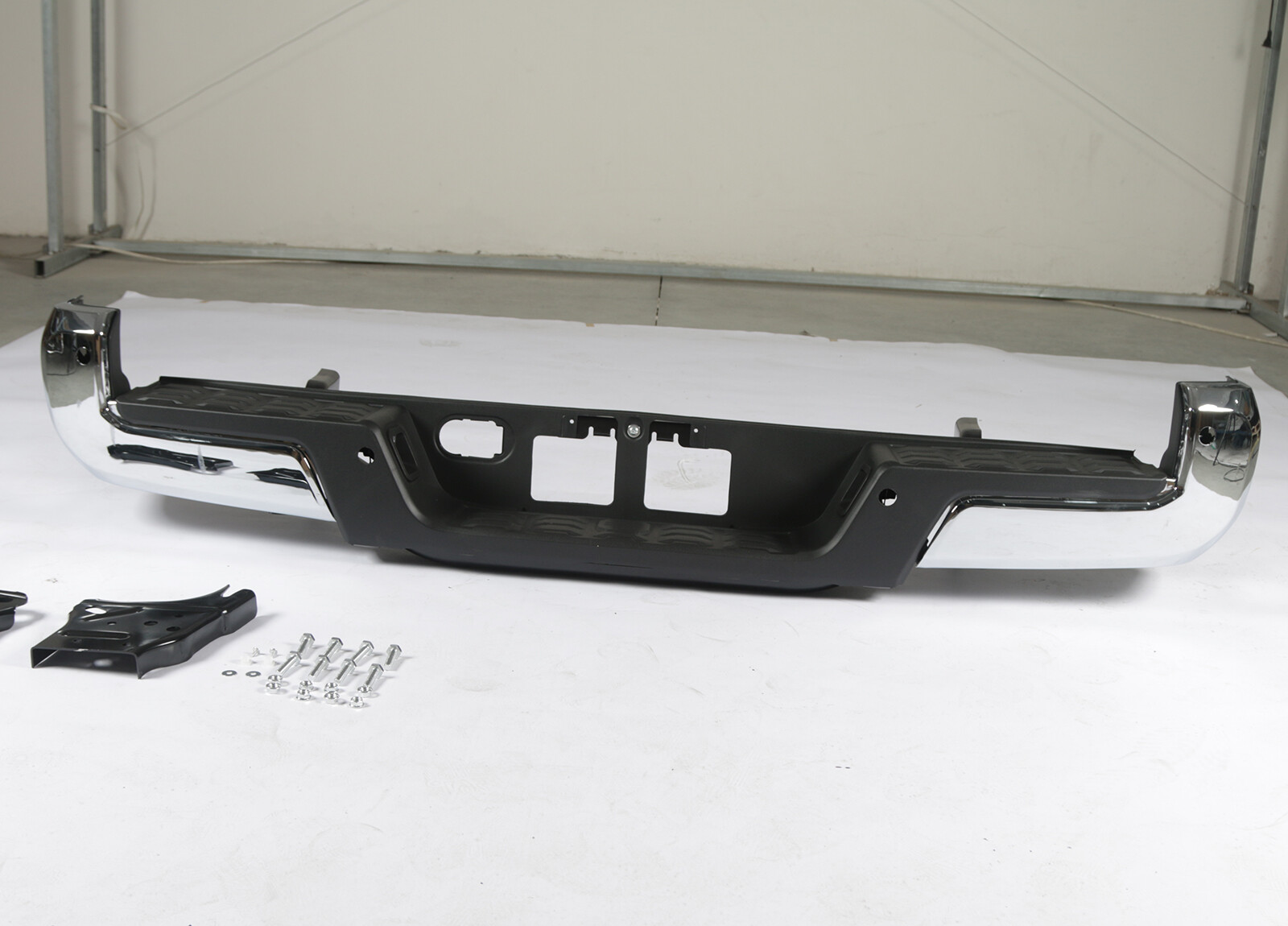 For 2016 17-2023 Toyota Tacoma Complete Rear Step Bumper Assembly W/ Park Assist