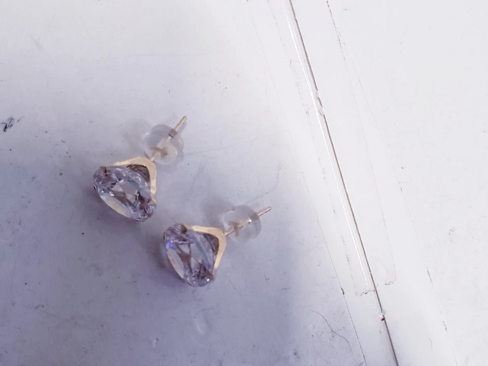 Серьги-гвоздики hsn Absolute™ 14K 6,5 карата кубический цирконий 88 граней подушка 3/8 дюйма L x 3 - Изображение 2 из 4