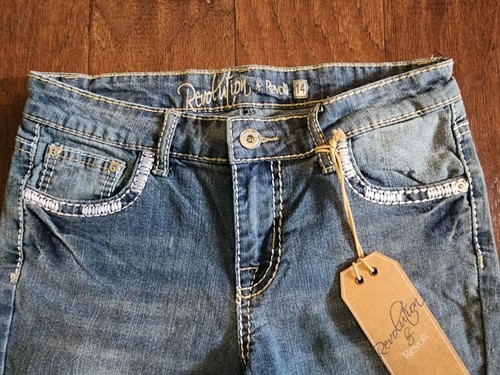 GIRLS DENIM BERMUDA SHORTS EMBELLISHED FLEUR-DE-LIS REVOLUTION by REVOLT NEW - Picture 12 of 15