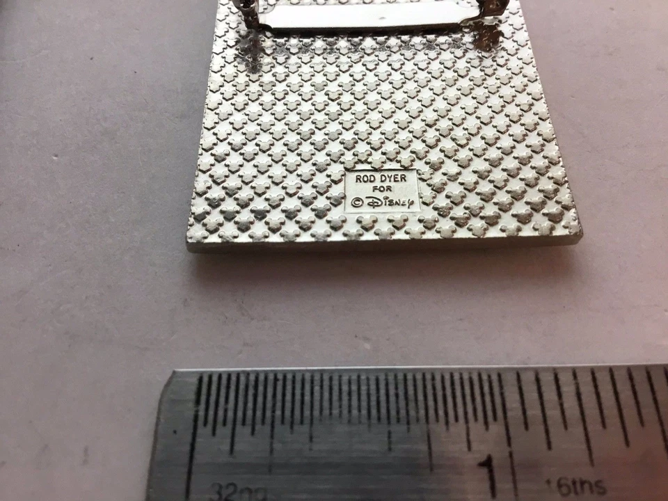 复古 ACME Studio 迪斯尼“Mondrian Mickey”珐琅胸针 ROD DYER 制作 - 全新 — 第 3/3 张图片