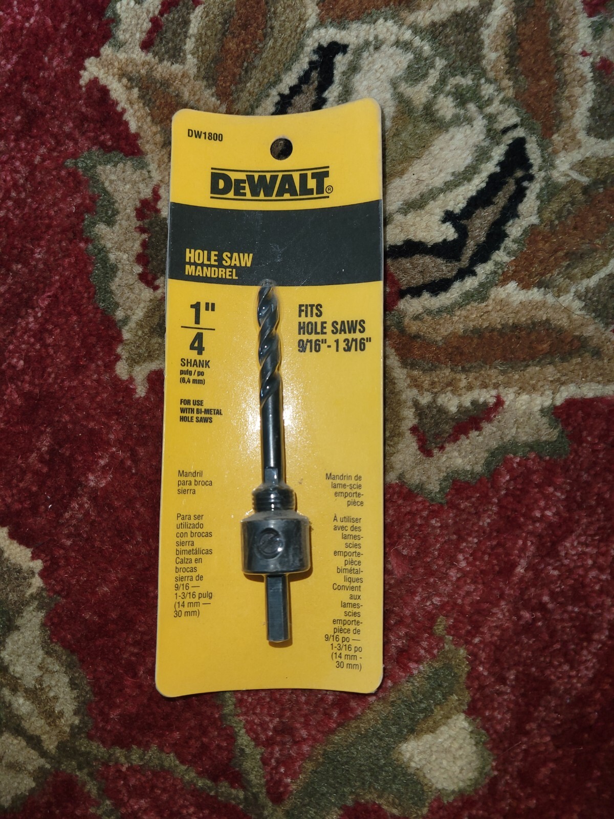 6 DEWALT Hole Saw Arbor (Fits 9/16 1 3/16 Inch) 1/4 Shank CHN DW1800