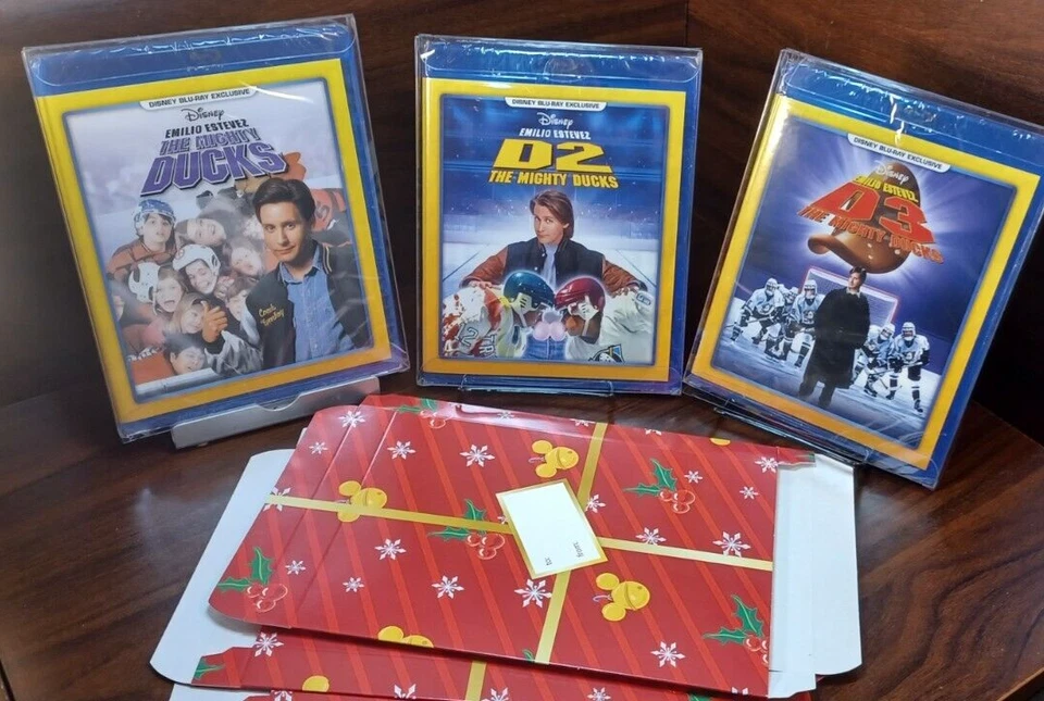 The Mighty Ducks Trilogy (Blu-ray) + Disney Giftboxes-w/PROTECTIVE SLEEVES-NEW - Image 2 of 4