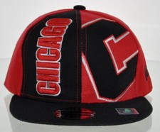 NEW FLAT BILL SNAPBACK BALL US CHICAGO ILLINOIS CAP HAT BLACK RED