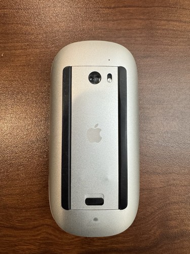 Apple Magic Mouse Wireless (MB829LL/A)A1296 - Foto 3 di 10