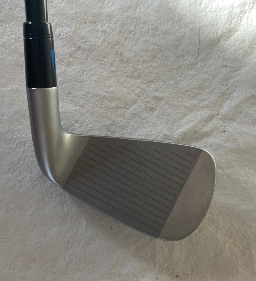 TaylorMade P790 7 Iron Demo Club- Left Hand- Regular Flex MMT 65 Graphite Shaft - Image 3 of 4