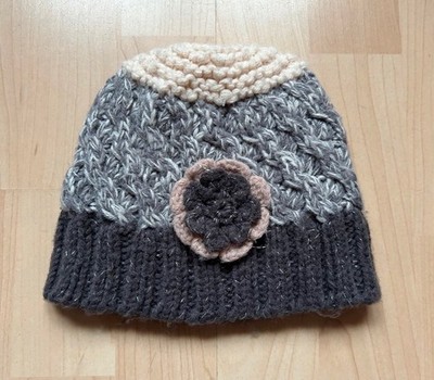 Süße Strickmütze von Accessorize