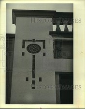 1984 Press Photo Art decoration design at the Mid City Center - nob87851