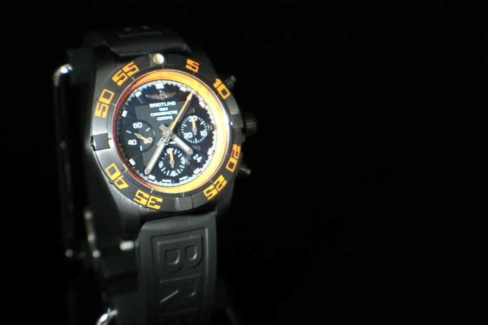 Breitling Chronomat 44 RAVEN Blacksteel B01 Automatic Chronograph-Full Set Lmtd - Image 2 of 4