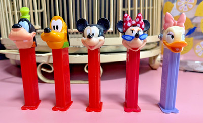 Mickey Mouse and Friends PEZ Dispensers Lot of 5 Collectibles
