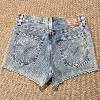 Levis abgeschnittene Damenshorts 26 kleine helle Waschung blau orangefarbenes Etikett Denim USA