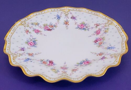 Royal Crown Derby Royal Antoinette Embossed Gold Dot Salad Plate 635 - Picture 2 of 5