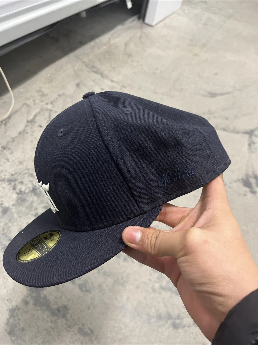 New Era Fear of God Fitted Cap FOG Navy Blue Size 7 1/2 Essentials
