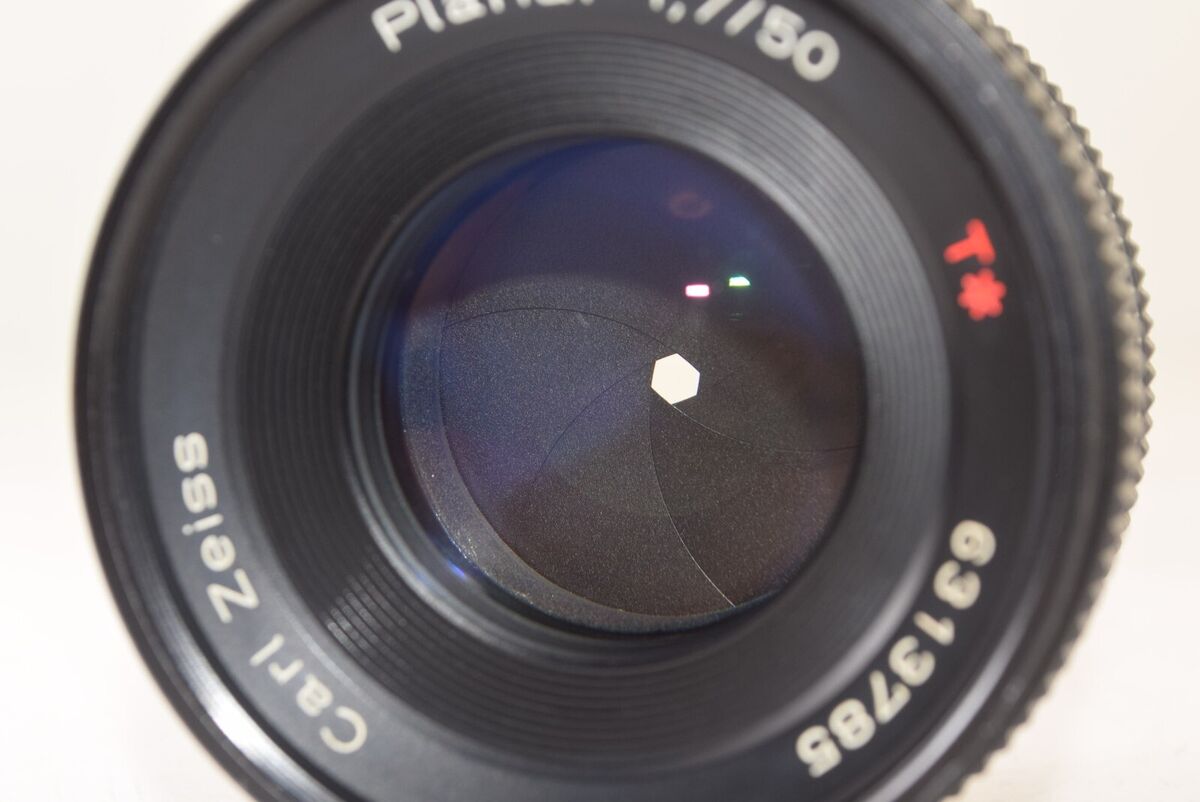CONTAX Carl Zeiss Planar T* 50mm F/1.7 AEJ MF Lens C/Y mount CONTAX Carl Zeiss Planar T* 50mm F/1.7 AEJ MF Lens C/Y mount