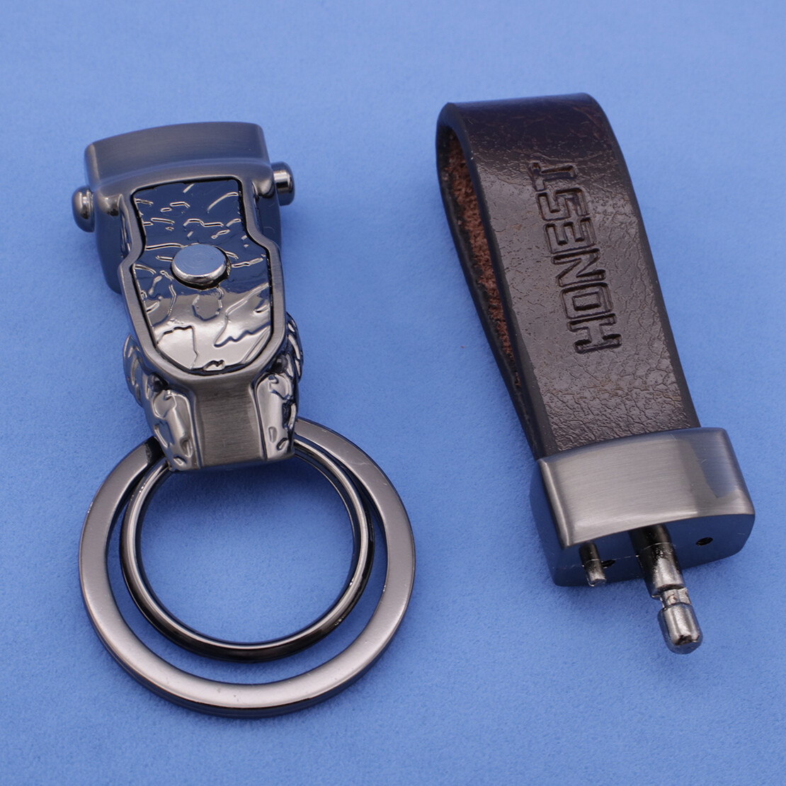 Black Panthera Blue Led Eye Cowhide Leather Strap Car keychain keyring