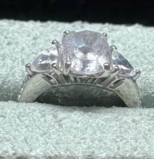 925 Sterling Silver Clear CZ Ring size 5 engagement cocktail Cubic Zirconia
