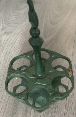 Bauernhaus Eierständer robust gute Qualität grün Metall