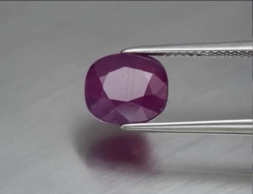 RUBY 4.05 ct Red Cushion 9.0x7.8x5.5 mm Natural Unheated Untreated from Guinea - Picture 11 of 24