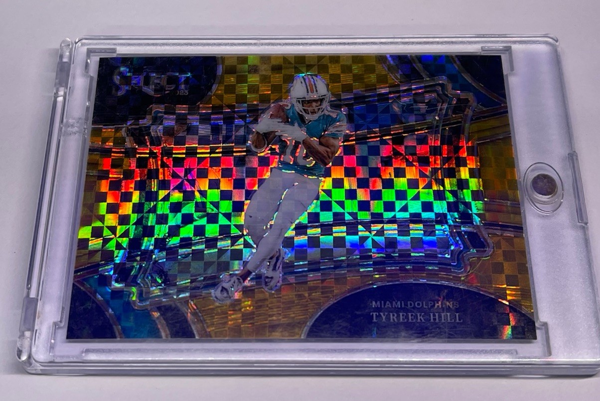 2023 Panini Select - Field Level Tyreek Hill #209 Gold Prizm /10