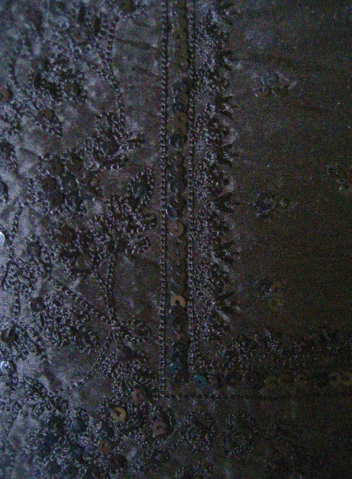 Bolso de Noche Ann Taylor Negro Shantung Seda con Lentejuelas y Emb. 6"x 7" con asas Foto 2 de 4