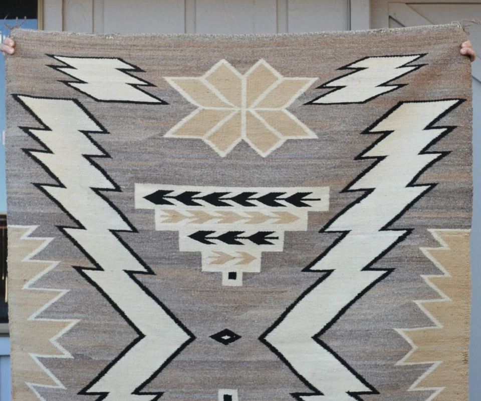 Alfombra Navajo Early Two Gary Hills Lightning Storm Pattern - Hilada a Mano - 65" x 49" Foto 4 de 4